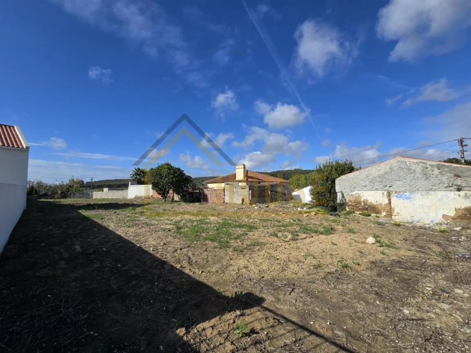 Terreno para Venda em Lourinhã e Atalaia Foto 3