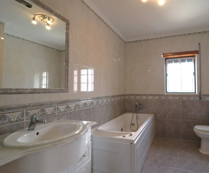 Moradia para Venda em Bombarral e Vale Covo Foto 25