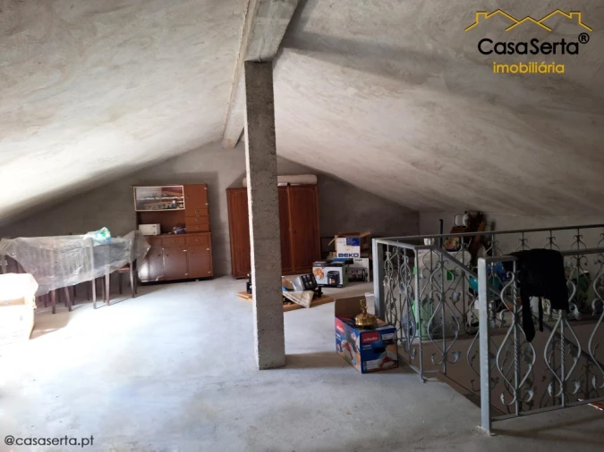 Moradia T4 para Venda em Castelo Foto 9