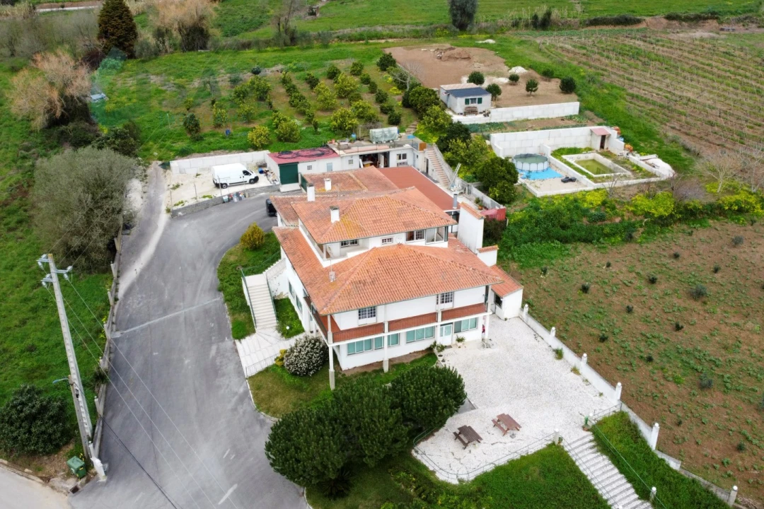 Moradia T5 para Venda em Vimeiro Foto 1