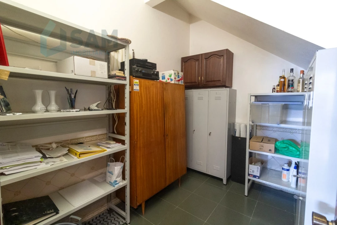 Moradia T5 para Venda em Vimeiro Foto 17