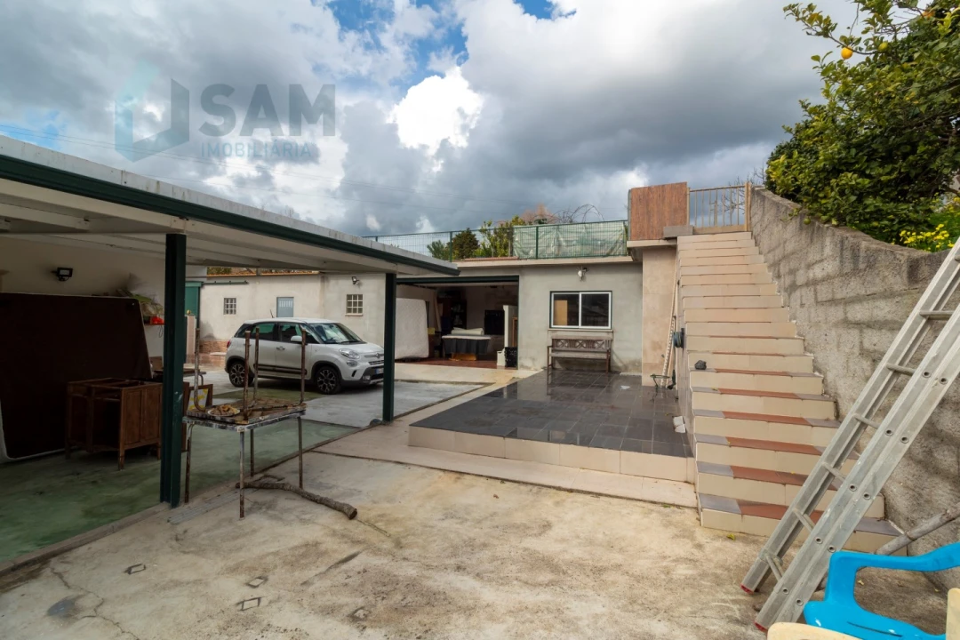 Moradia T5 para Venda em Vimeiro Foto 35