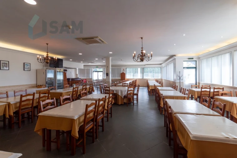 Moradia T5 para Venda em Vimeiro Foto 8