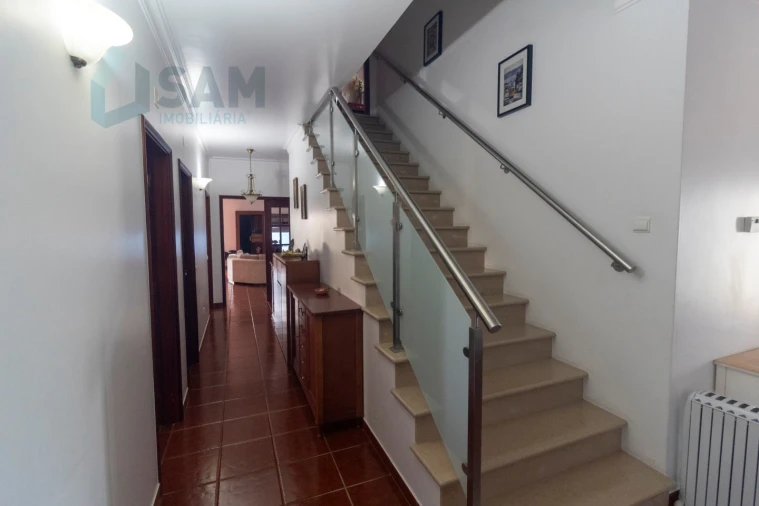 Moradia T5 para Venda em Vimeiro Foto 30