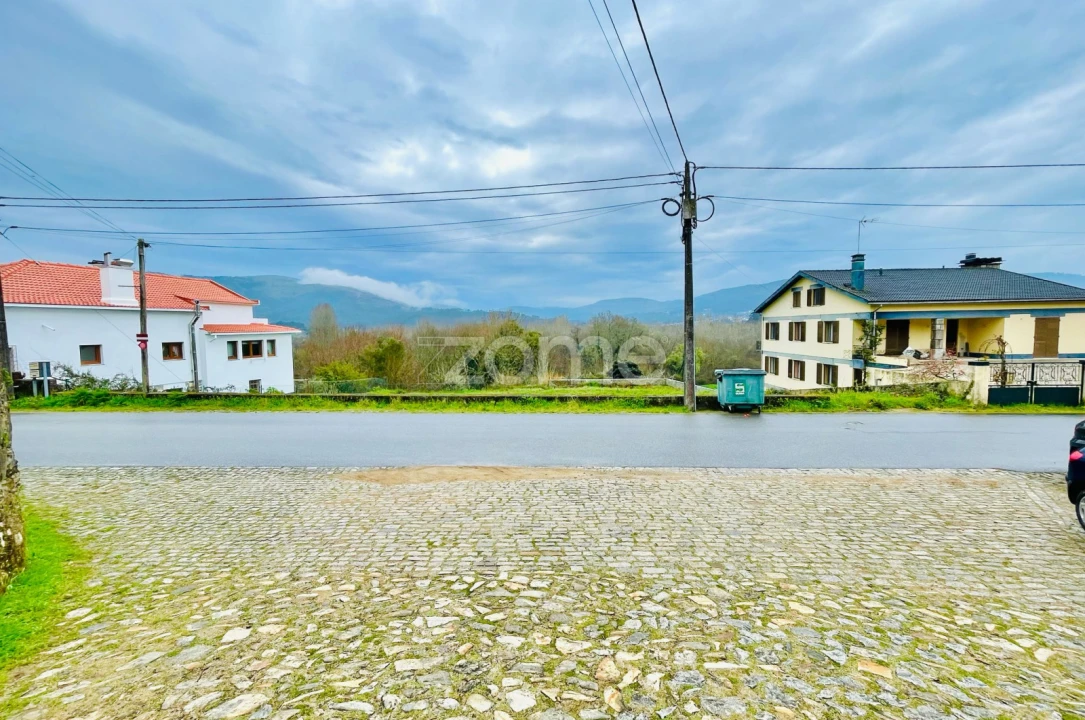Terreno para Venda em Vilar de Mouros Foto 3