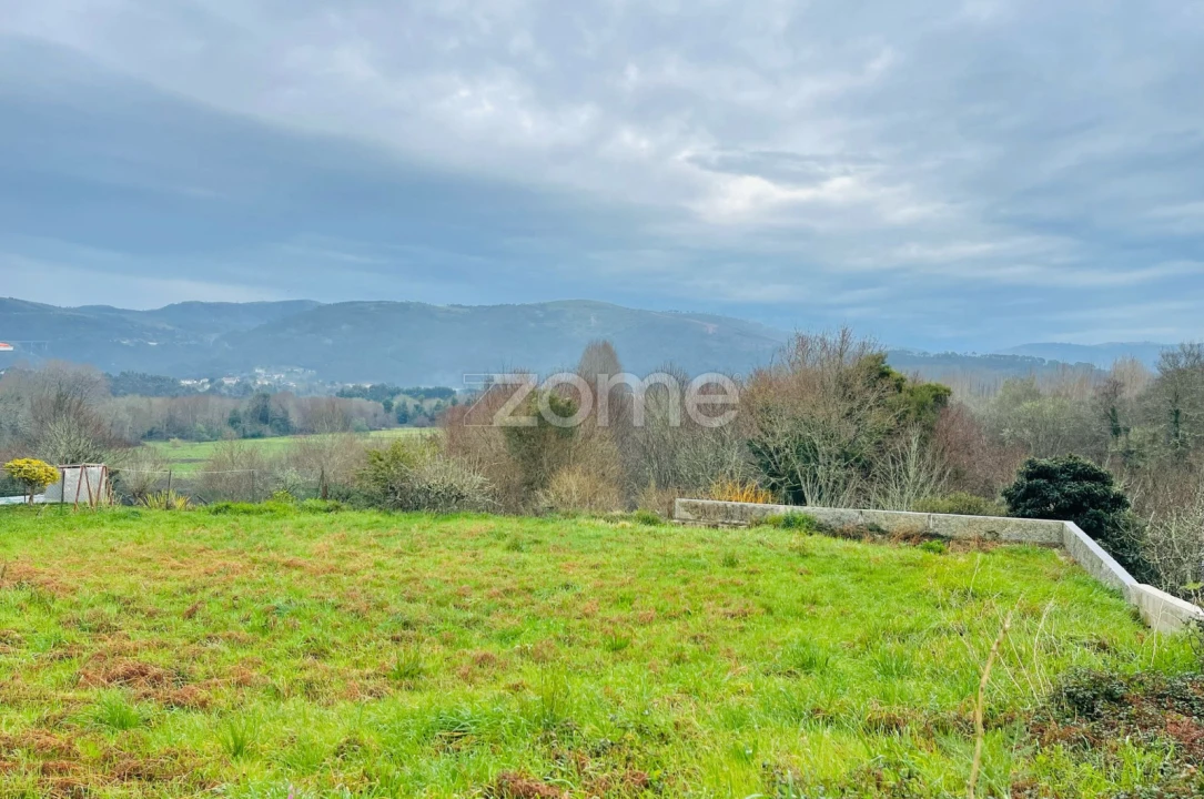 Terreno para Venda em Vilar de Mouros Foto 6