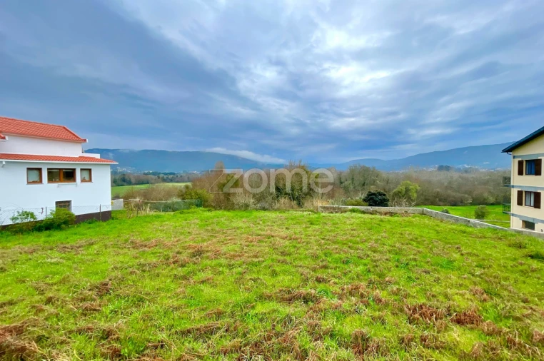 Terreno para Venda em Vilar de Mouros Foto 2