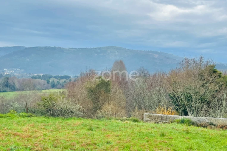 Terreno para Venda em Vilar de Mouros Foto 8