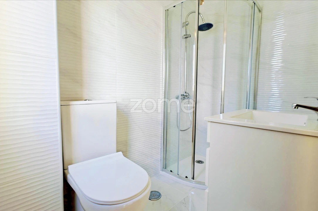 Moradia T3 para Venda em Ferreiras Foto 27