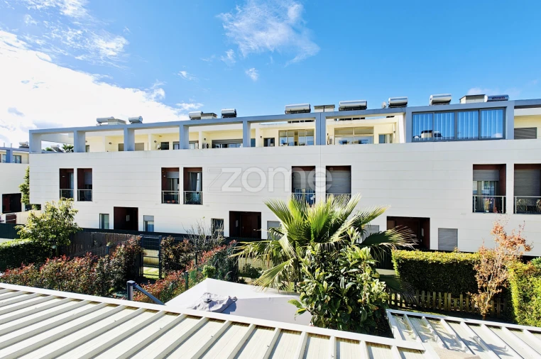 Moradia T3 para Venda em Ferreiras Foto 32