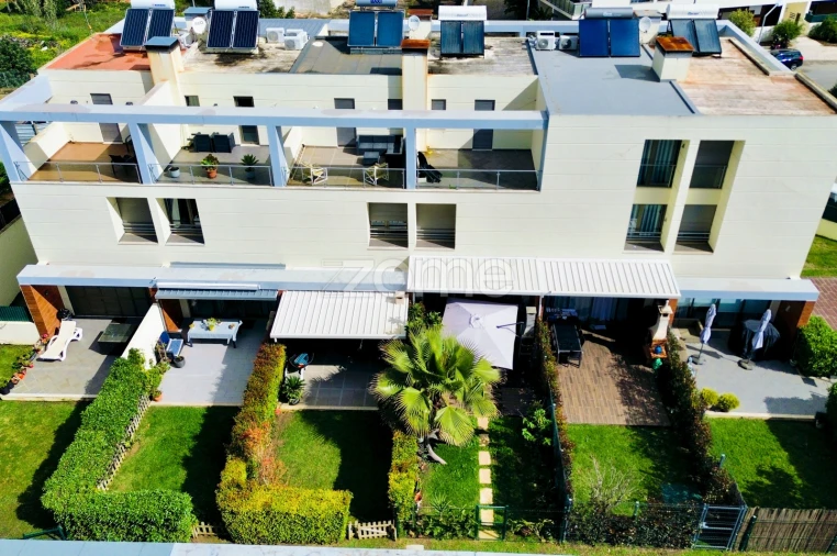 Moradia T3 para Venda em Ferreiras Foto 39