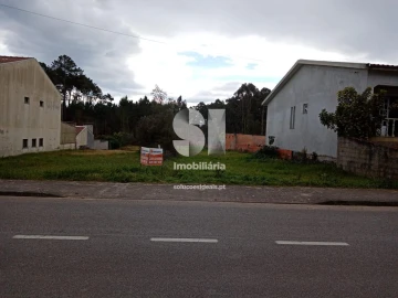 Terreno para Venda em Oiã