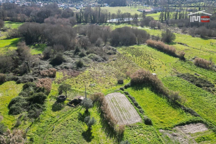 Terreno Misto para Venda em Seiça Foto 5