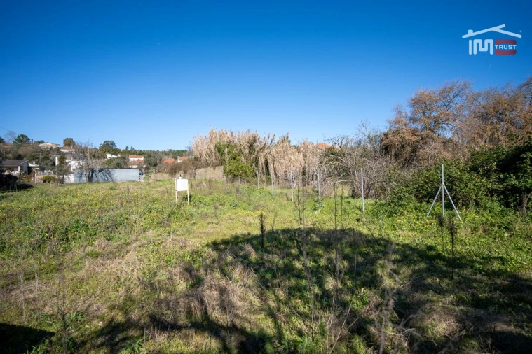 Terreno Misto para Venda em Seiça Foto 18