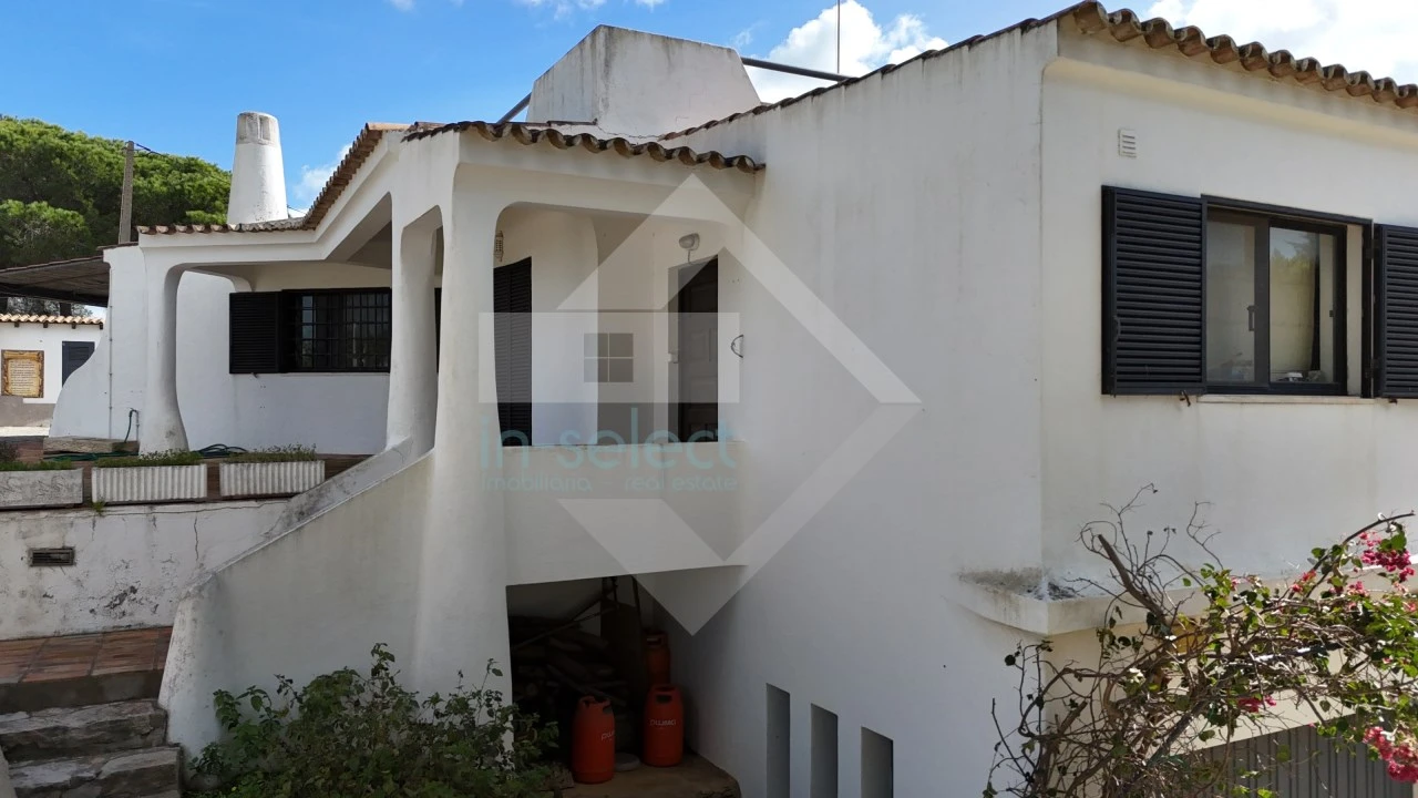 Moradia T4 para Venda em Almancil Foto 27