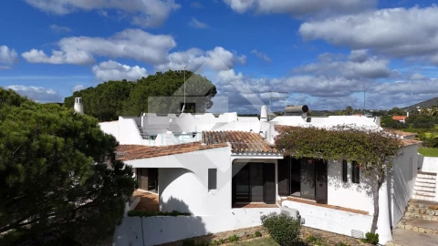 Moradia T4 para Venda em Almancil