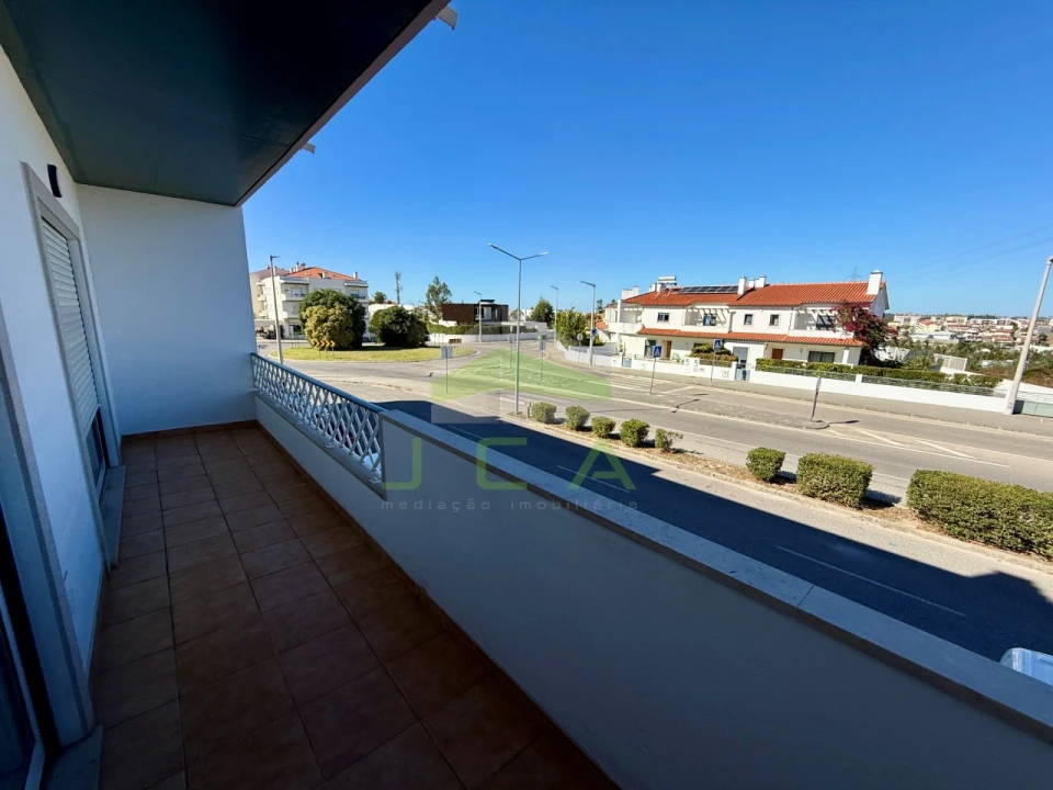 Apartamento T3 para Arrendamento em Leiria, Pousos, Barreira e Cortes Foto 6