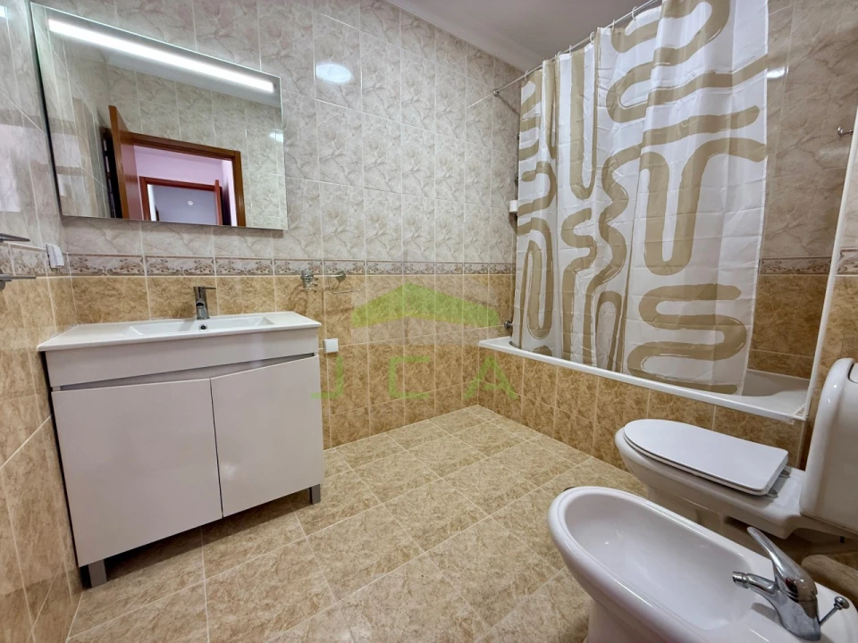 Apartamento T3 para Arrendamento em Leiria, Pousos, Barreira e Cortes Foto 18