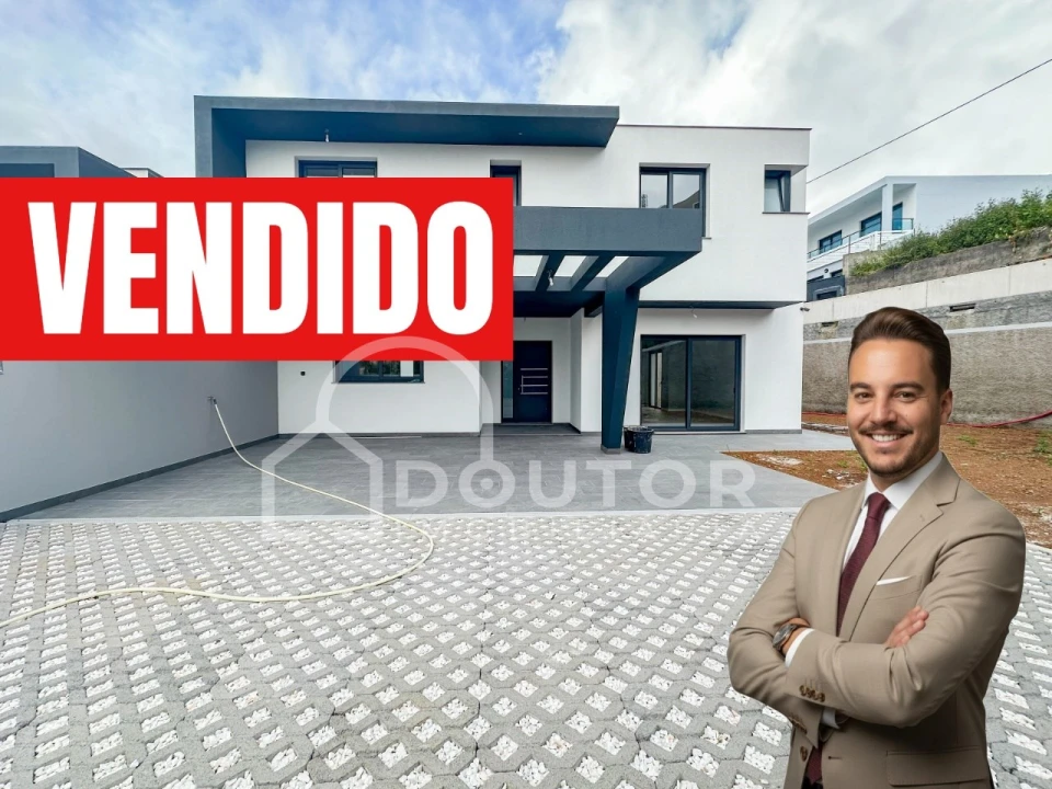 Moradia T3 para Venda em São Roque Foto 1