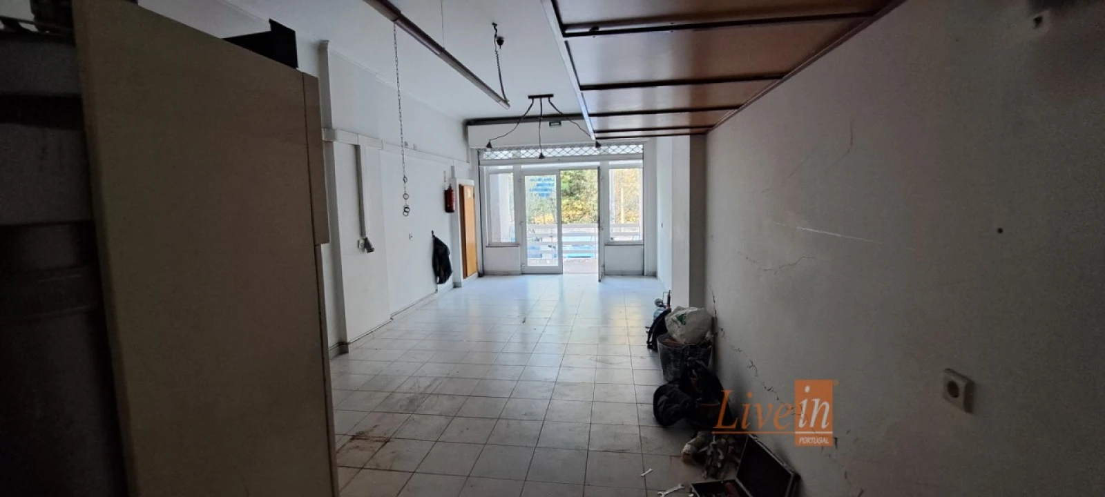 Loja para Arrendamento em Queluz e Belas Foto 3