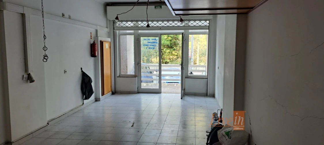 Loja para Arrendamento em Queluz e Belas