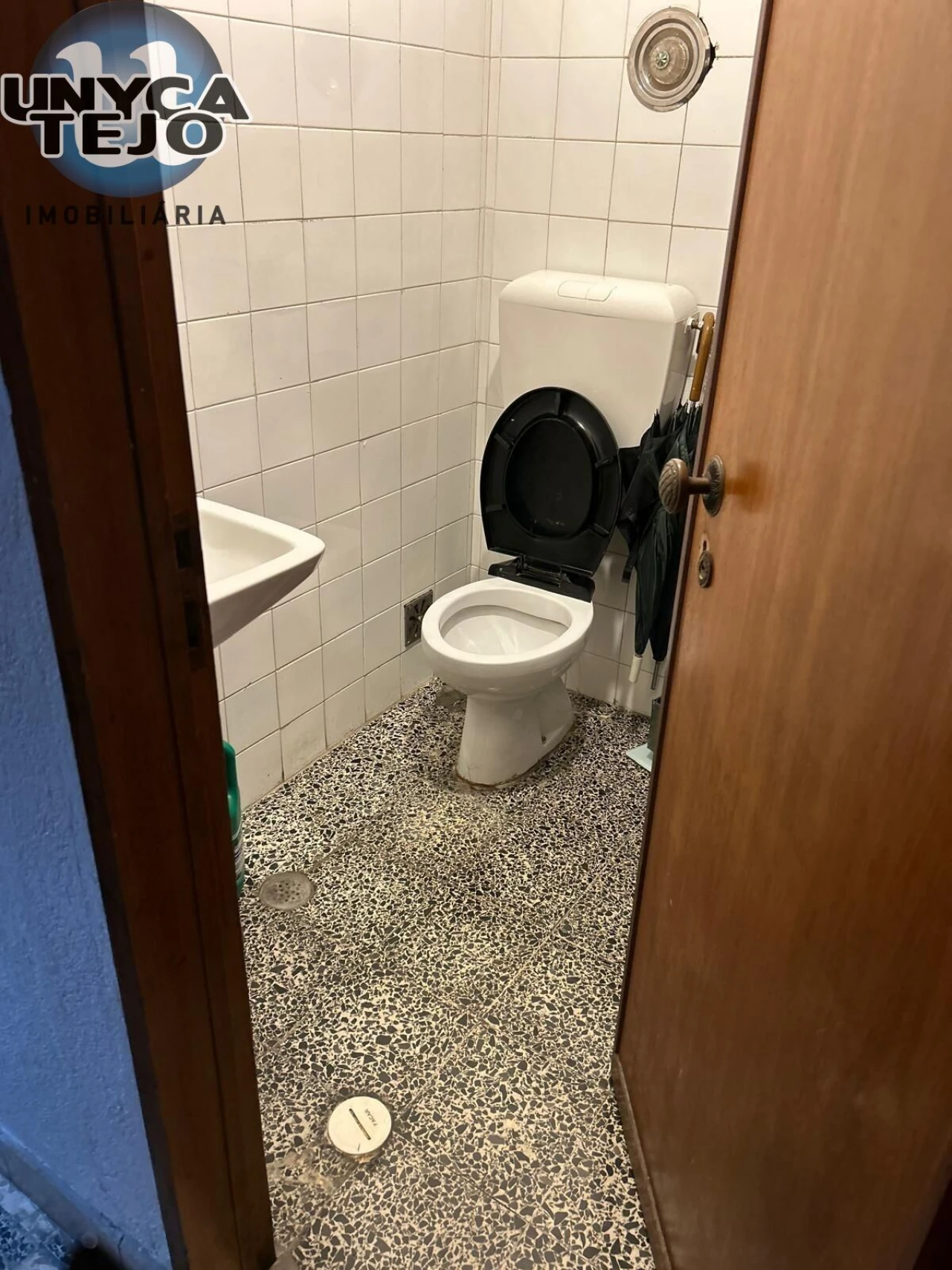 Armazém para Venda em Arroios Foto 4