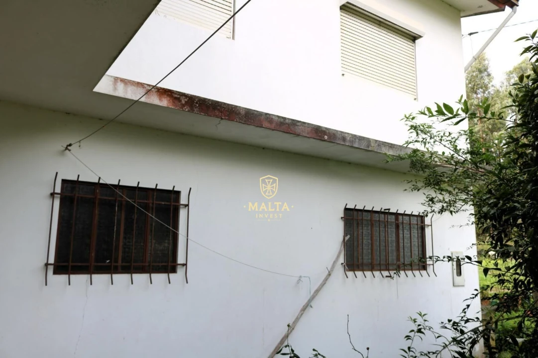 Moradia T4 para Venda em Casal Comba Foto 12