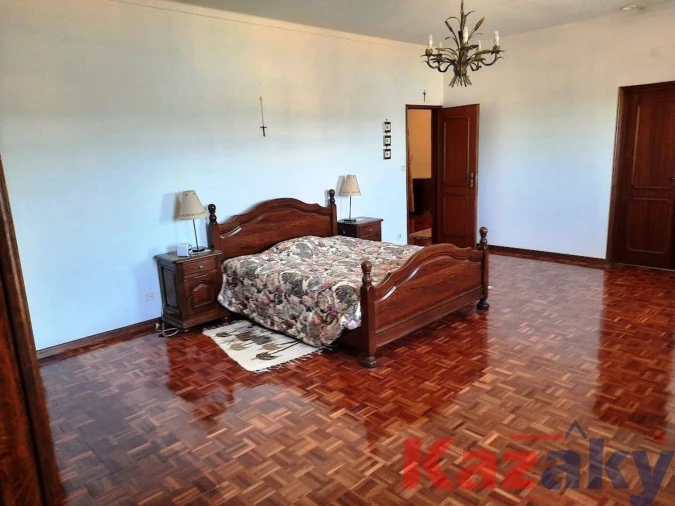 Moradia T5 para Venda em São Pedro de Tomar Foto 38