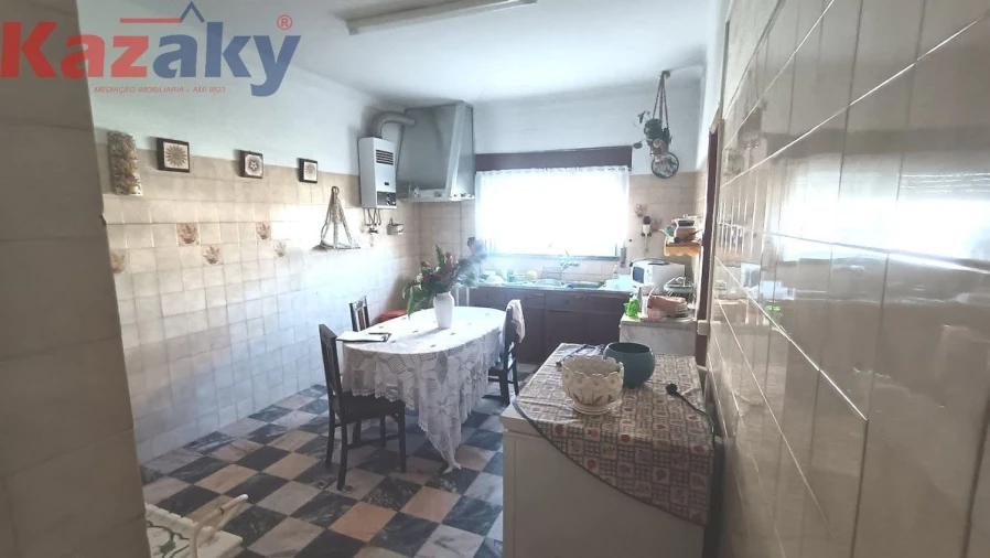 Moradia T4 para Venda em Abrantes (São Vicente e São João) e Alferrarede Foto 9