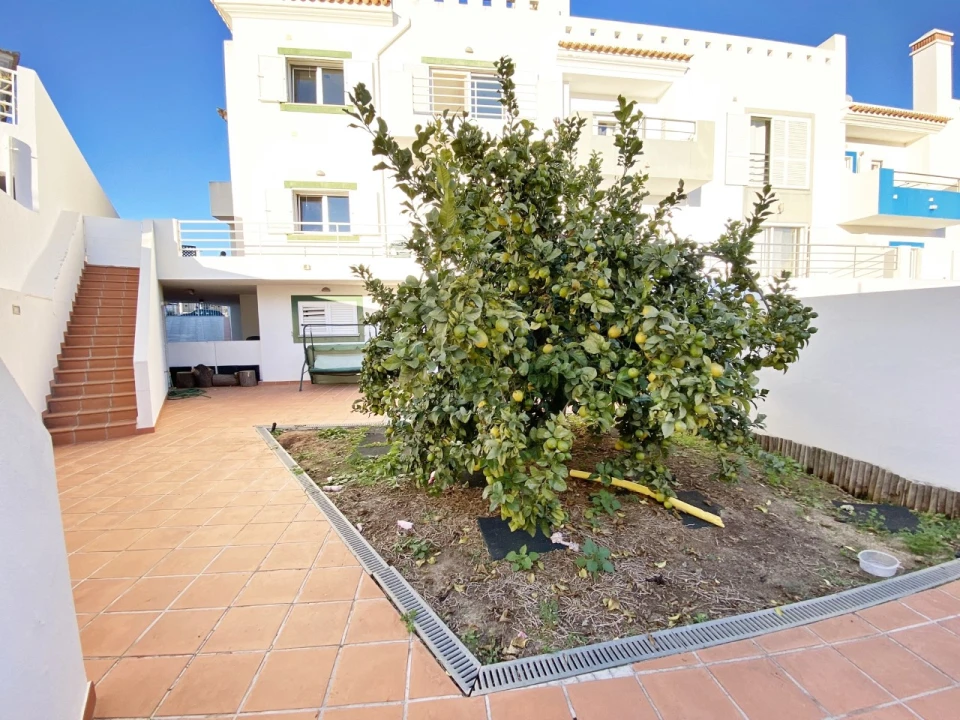 Moradia T5 para Venda em Tavira (Santa Maria e Santiago) Foto 1