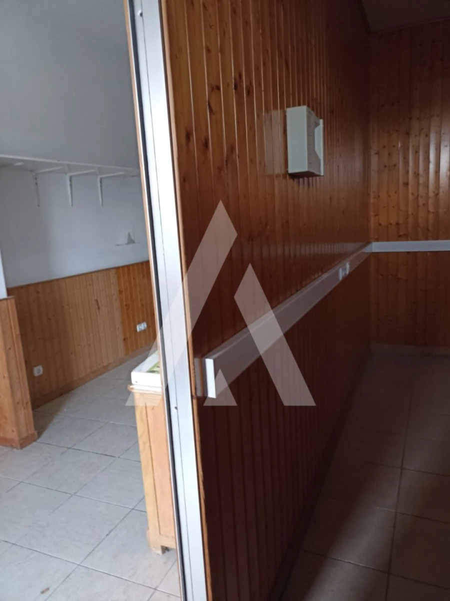 Armazém para Arrendamento em Santa Maria Maior e Monserrate e Meadela Foto 5