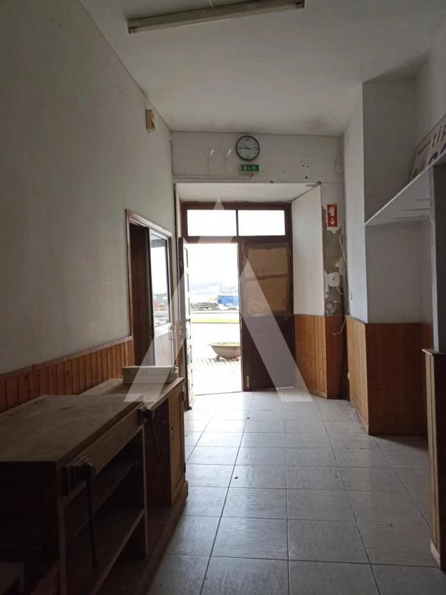 Armazém para Arrendamento em Santa Maria Maior e Monserrate e Meadela Foto 7