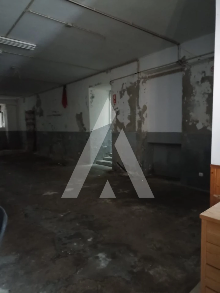 Armazém para Arrendamento em Santa Maria Maior e Monserrate e Meadela Foto 26