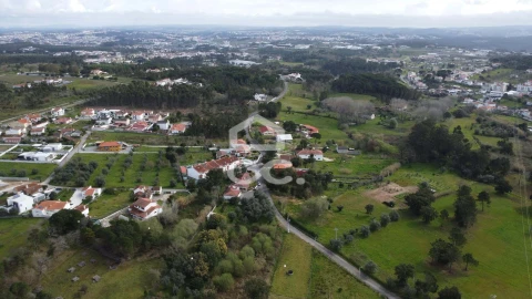 Terreno para Venda em Parceiros e Azoia