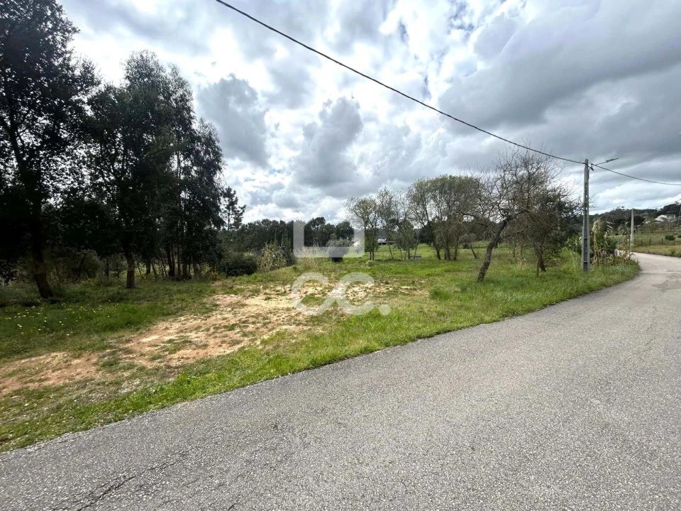 Terreno para Venda em Parceiros e Azoia Foto 15