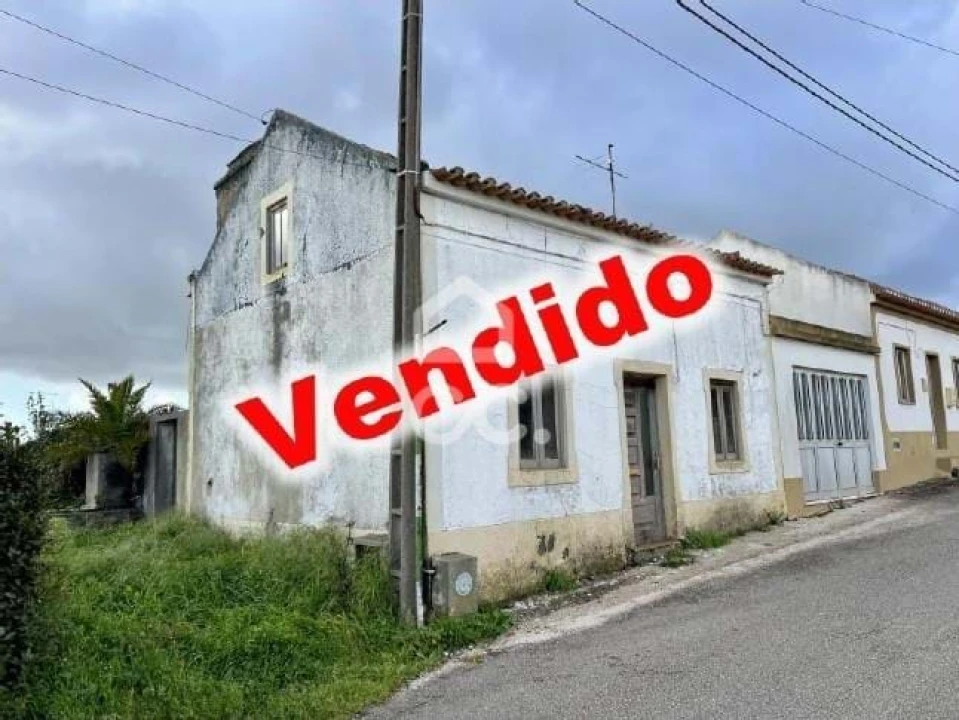 Moradia T3 para Venda em Alfeizerão Foto 1