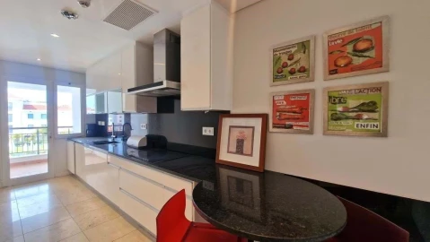 Apartamento T2 para Venda em Quarteira