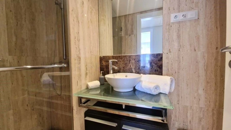 Apartamento T2 para Venda em Quarteira Foto 17