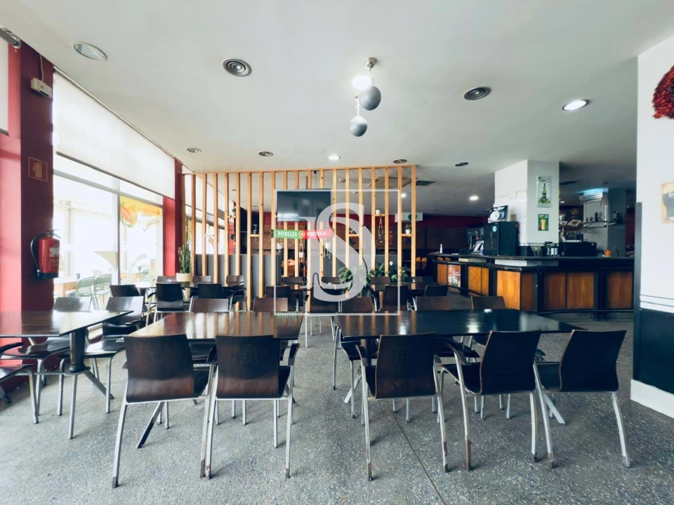 Negócio para Venda em Santo Tirso, Couto (Santa Cristina e São Miguel) e Burgães Foto 3