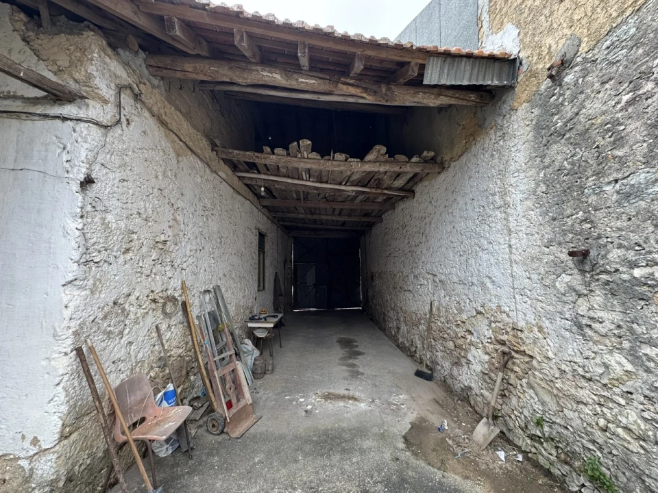 Moradia T4 para Venda em Alqueidão Foto 21