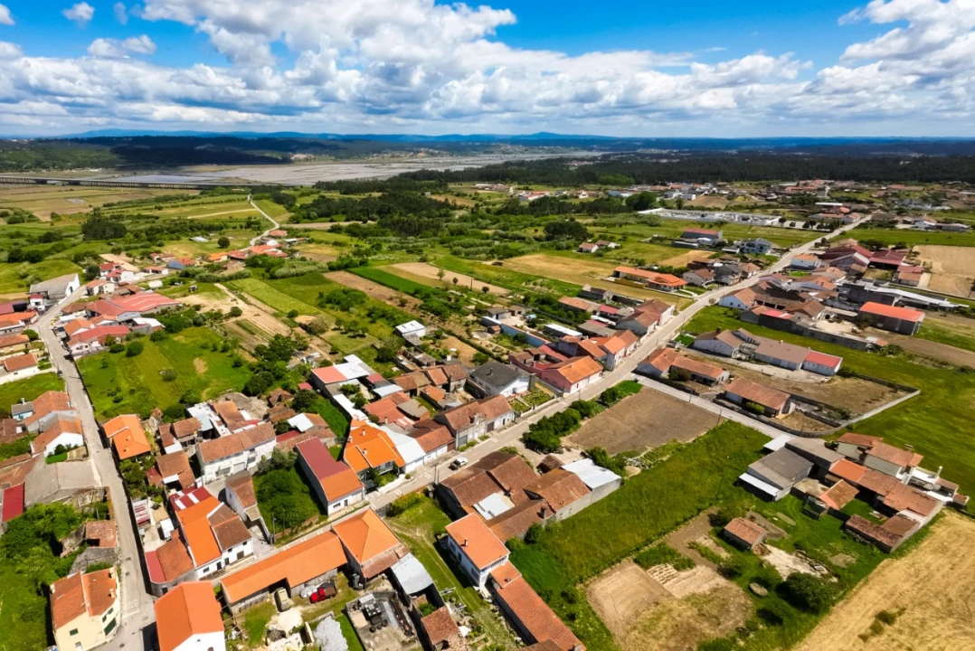 Moradia T4 para Venda em Alqueidão Foto 42