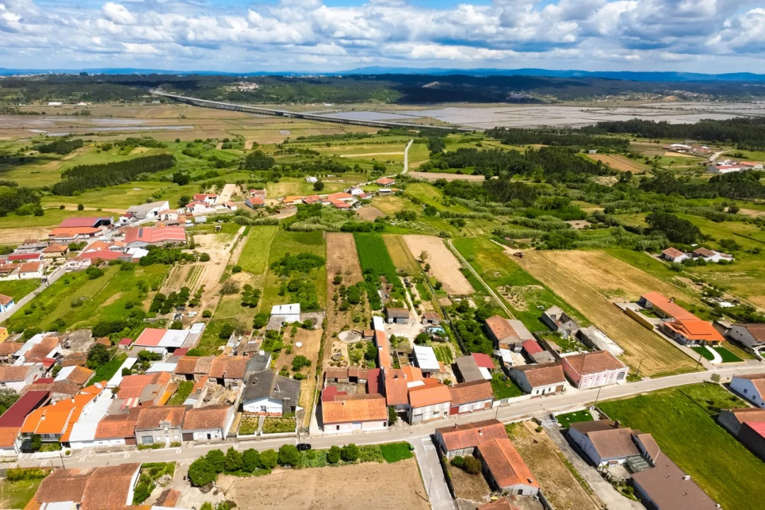 Moradia T4 para Venda em Alqueidão Foto 43