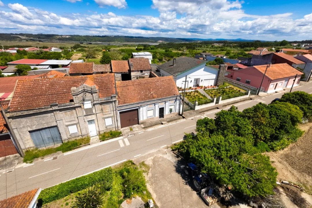 Moradia T4 para Venda em Alqueidão Foto 49