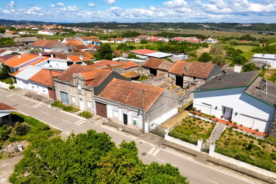 Moradia T4 para Venda em Alqueidão Foto 50