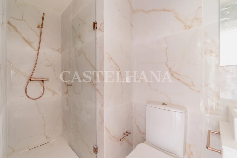 Apartamento T1 para Venda em Cedofeita, Santo Ildefonso, Sé, Miragaia, São Nicolau e Vitória Foto 7