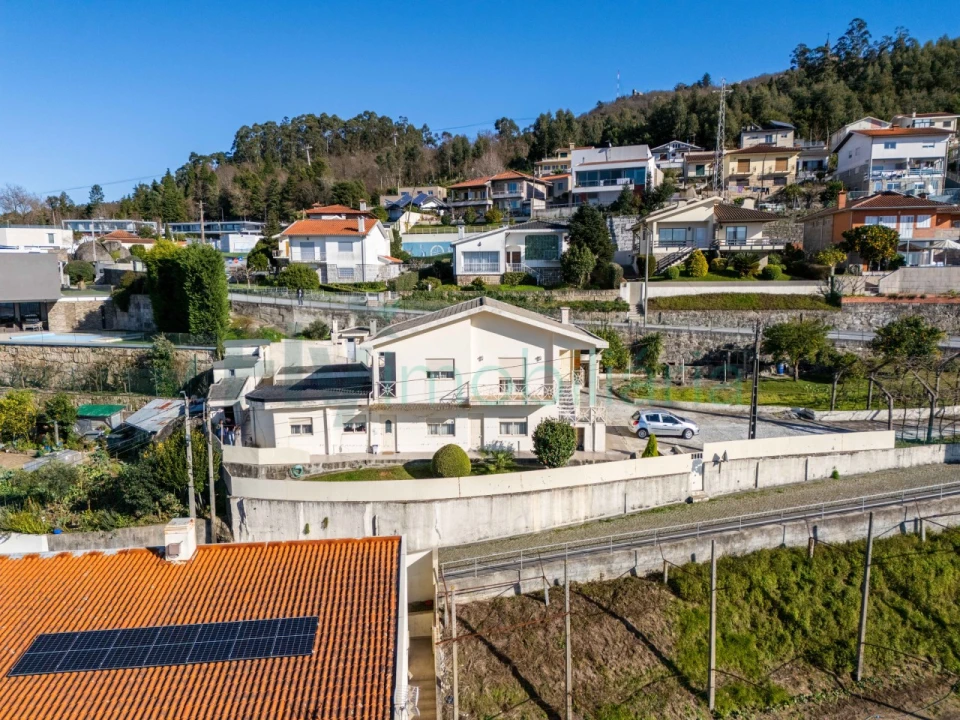 Moradia T4 para Venda em Costa Foto 31