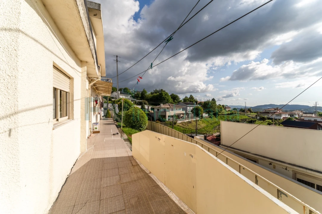 Moradia T4 para Venda em Costa Foto 26