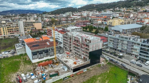 Apartamento T3 para Venda em Margaride, Várzea, Lagares, Varziela, Moure