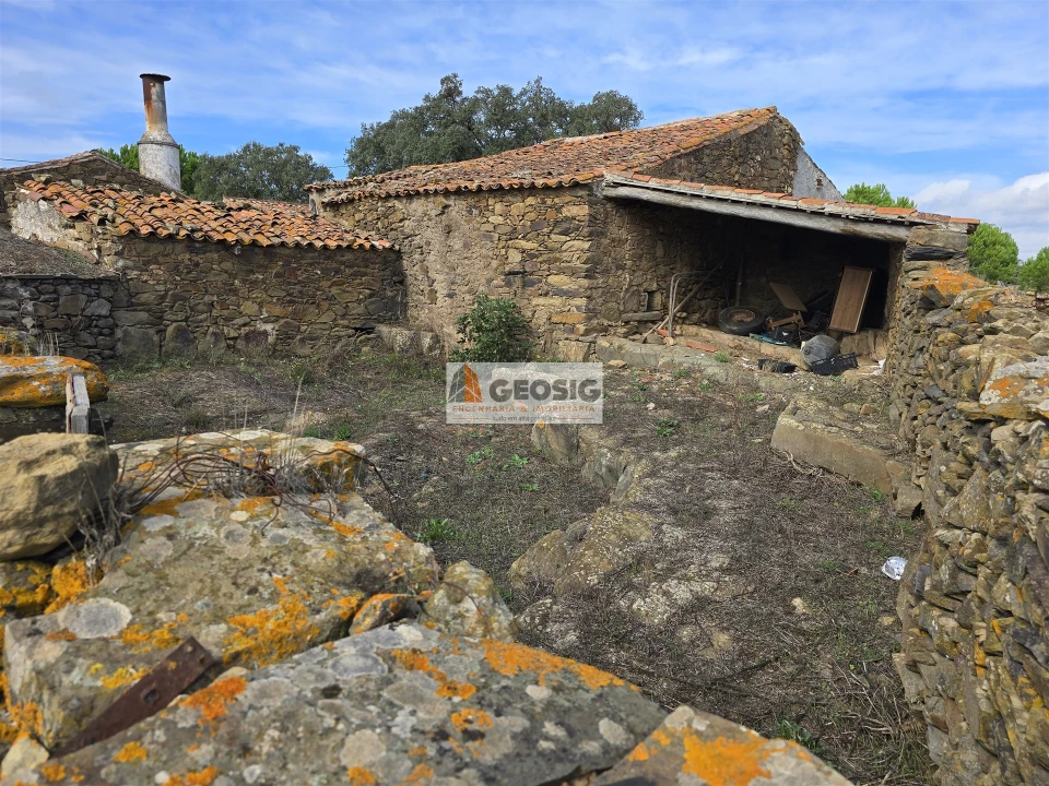 Quinta T2 para Venda em Santa Clara-A-Nova e Gomes Aires Foto 26