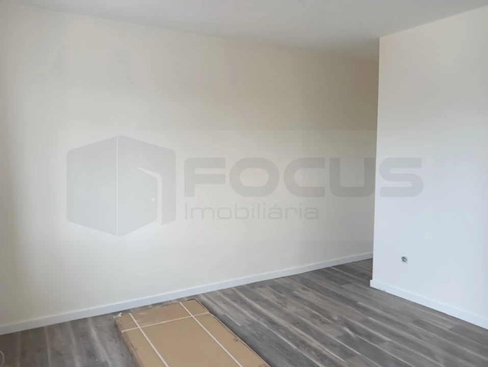 Moradia T3 para Venda em Barrô e Aguada de Baixo Foto 22